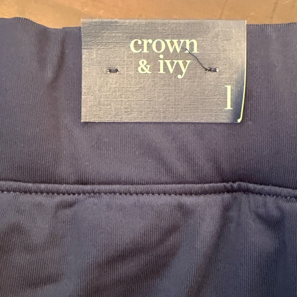 Crown & Ivy athleisure Navy Blue Skort women’s size Large NWT - Picture 4 of 5